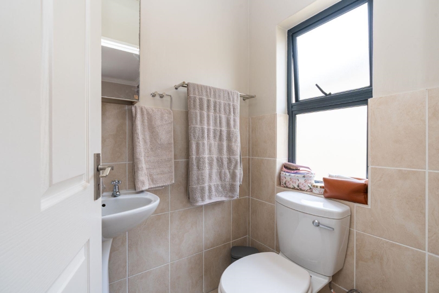 3 Bedroom Property for Sale in Royal Ascot Western Cape